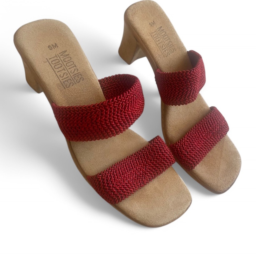 Vtg Mootsies Tootsies red strappy crochet cork heels